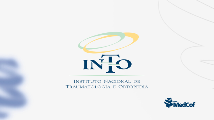 Logo escrito INTO, no canto inferior direito há o logo MedCof