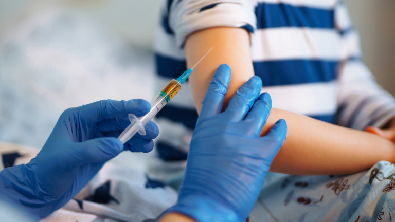 atualização de vacinas, vacina atualizada, calendario de vacina 2023, vacina hpv, vacina qdenga, polio vacina, vacina poliomielite