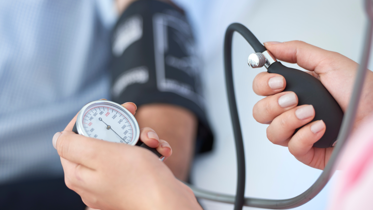 Apnéia obstrutiva do sono, Síndrome de Cushing, Hiperaldosteronismo primário, hipertensão arterial secundária, hipertensão arterial, hipertensão secundária, hipertensão, Doença do parênquima renal,
