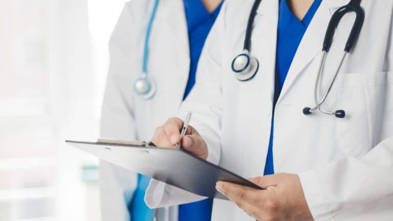 Saiba o que é o Título de Especialista em Clínica Médica