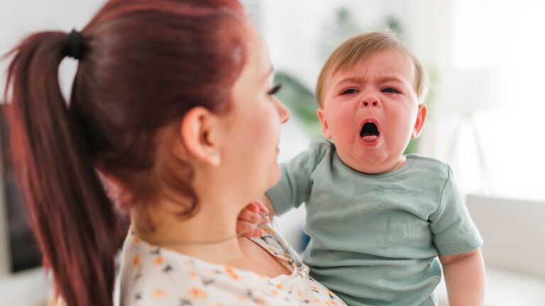 Vírus sincicial respiratório: o que é, sintomas, riscos e tratamento