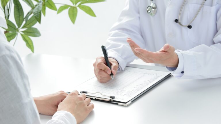 Residência Médica 2026: CNRM define novo calendário nacional de matrícula e ingresso