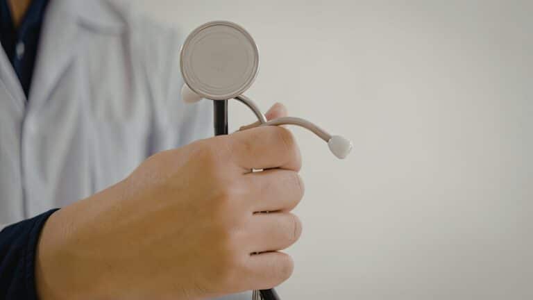 Residência médica no Paraguai: como funciona, quem pode fazer e mais