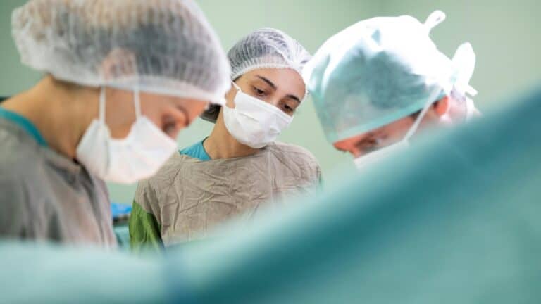 Residência médica em Portugal: como funciona para médicos brasileiros