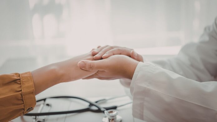 Veja a nova lei que institui o Estatuto dos Direitos dos Pacientes