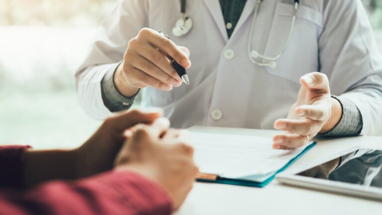 CNRM: o que é e como funciona a comissão de residência médica?