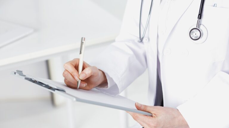 Residência Médica em SP: Governo amplia para 6.750 o limite de bolsas disponíveis