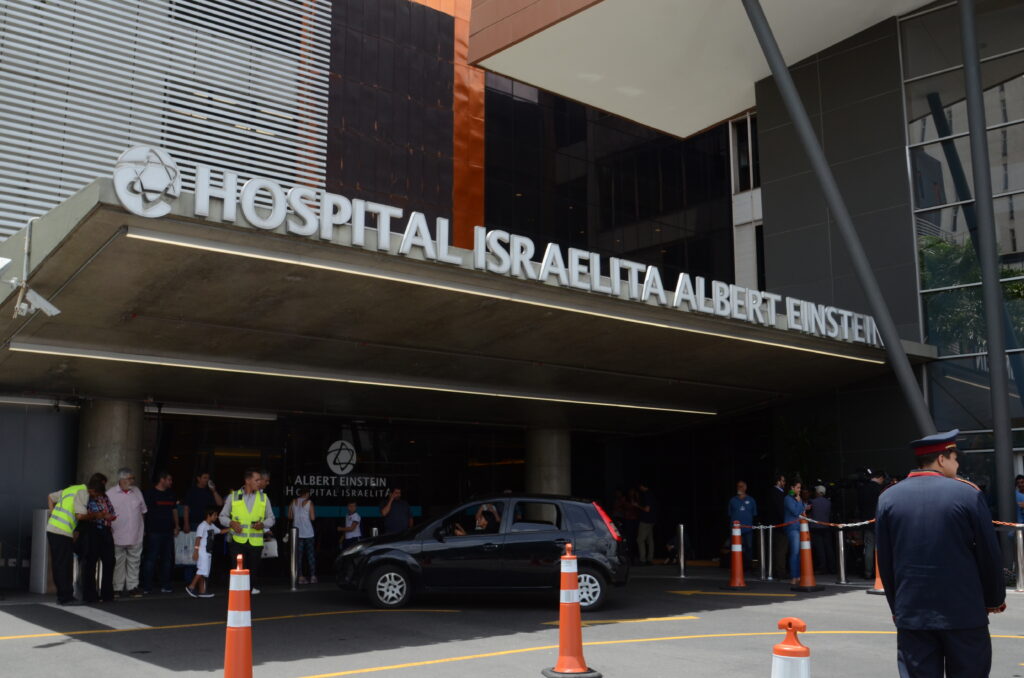 MPF aciona Einstein na Justiça por falta de cotas em edital de residência médica