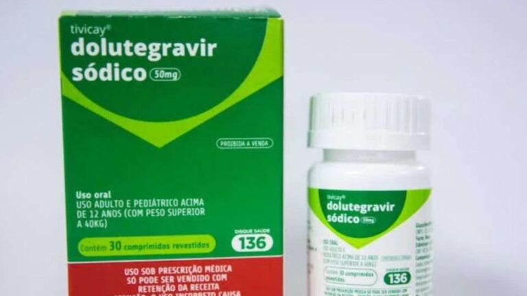 SUS adquire tecnologia para produzir principal remédio contra o HIV
