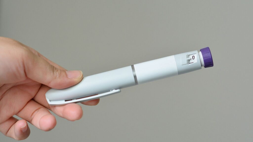 CFM proíbe uso e indicação de tirzepatida sem registro sanitário