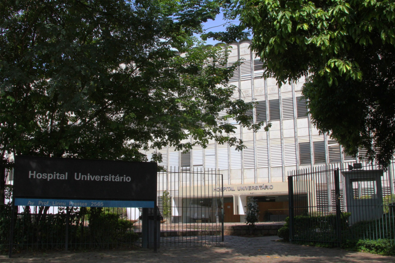 Internato: quais os modelos de internato e qual a diferença de ter ou não um hospital escola?
