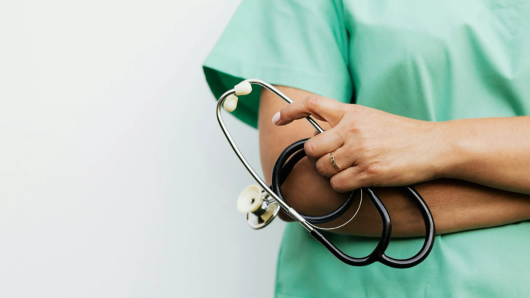 CFM reconhece 64 áreas de atuação médica e altera regras para formação de especialistas