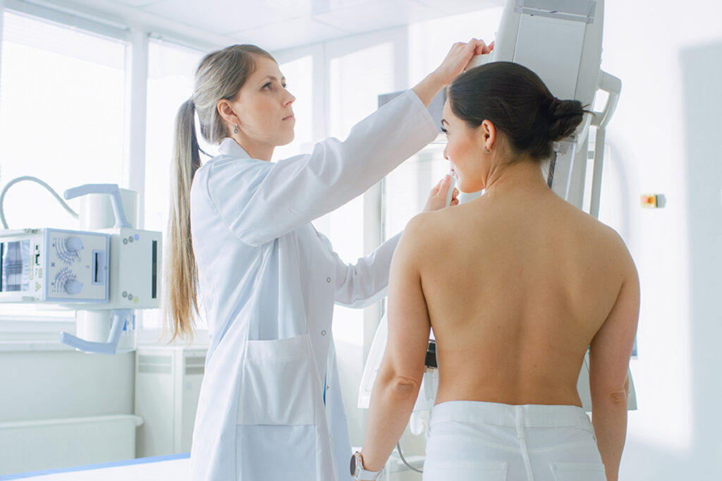 Background Extensivo R+ Mastologia