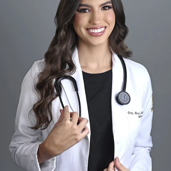 Ana Cláudia Ribeiro Santos Cruz