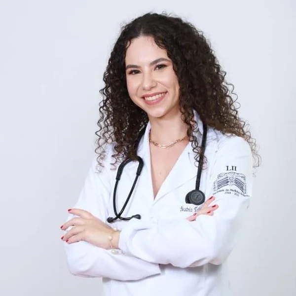 Beatriz Tobias de Oliveira